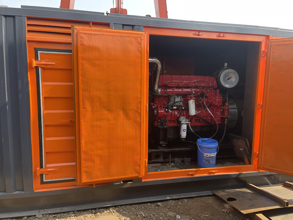 镇宁柴油发电机组在高温环境下运行时需要注意哪些问题？